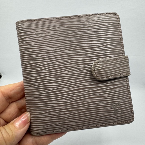 Louis Vuitton Handbags - Textured Taupe Women's Wallet Organizer